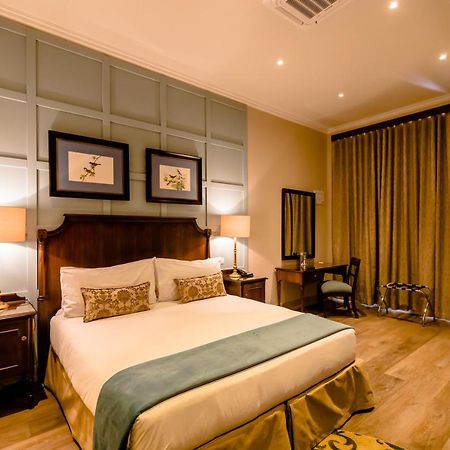 Gold Reef City Theme Park Hotel Йоханнесбург Экстерьер фото
