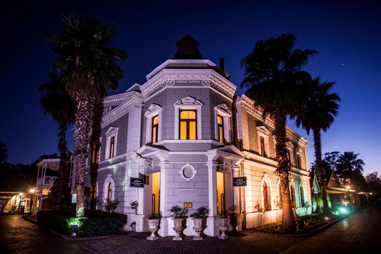 Gold Reef City Theme Park Hotel Йоханнесбург Экстерьер фото